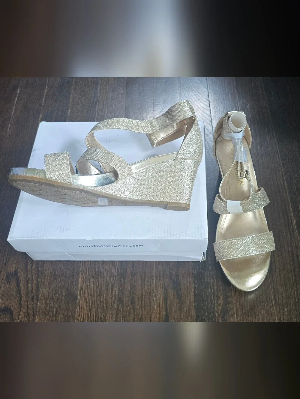 Dream Pairs Gold Glitter Strappy Sandals